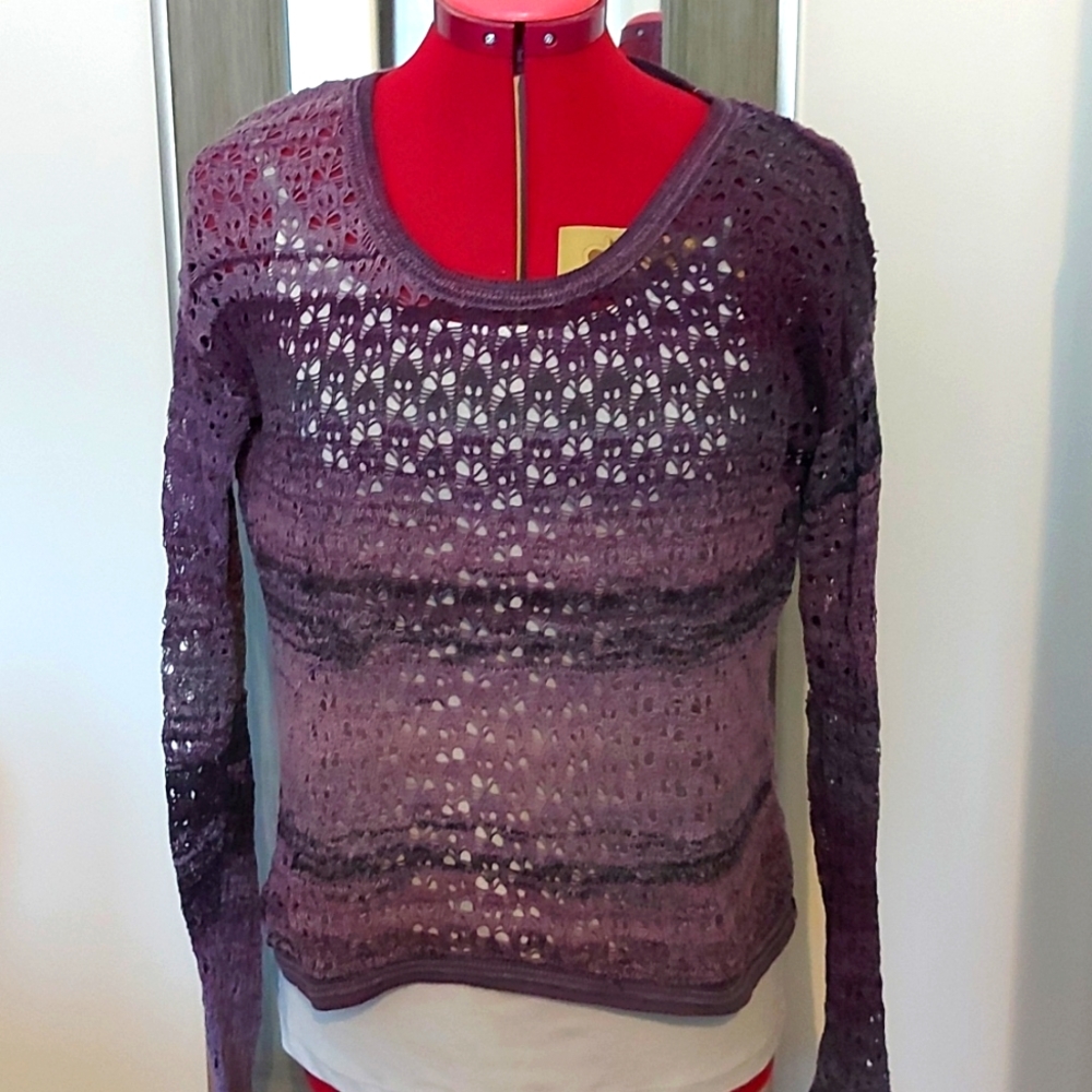 Ladies sweater